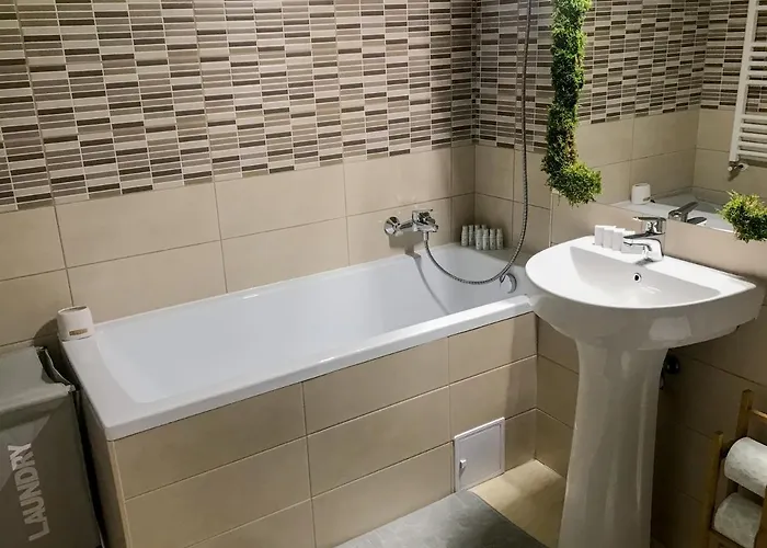 Lägenhet Condmari Residential